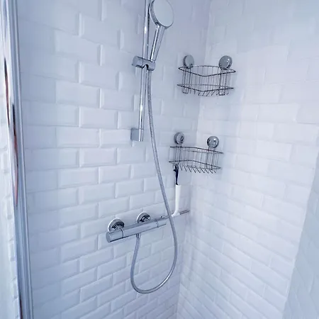 Alger - Rooftop Avec 1 Au Centre-ville D'antibes *