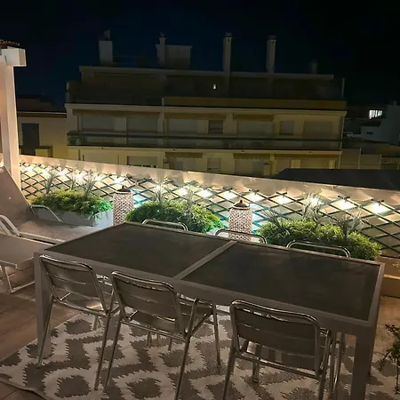 Alger - Rooftop Avec 1 Au Centre-ville D'antibes *