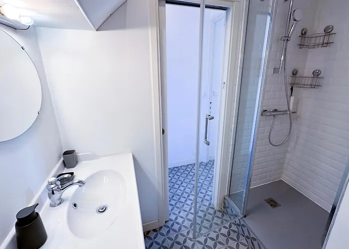 Alger - Rooftop Avec 1 Au Centre-ville D'antibes 앙티브