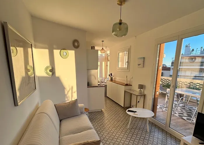 Alger - Rooftop Avec 1 Au Centre-ville D'antibes Daire *